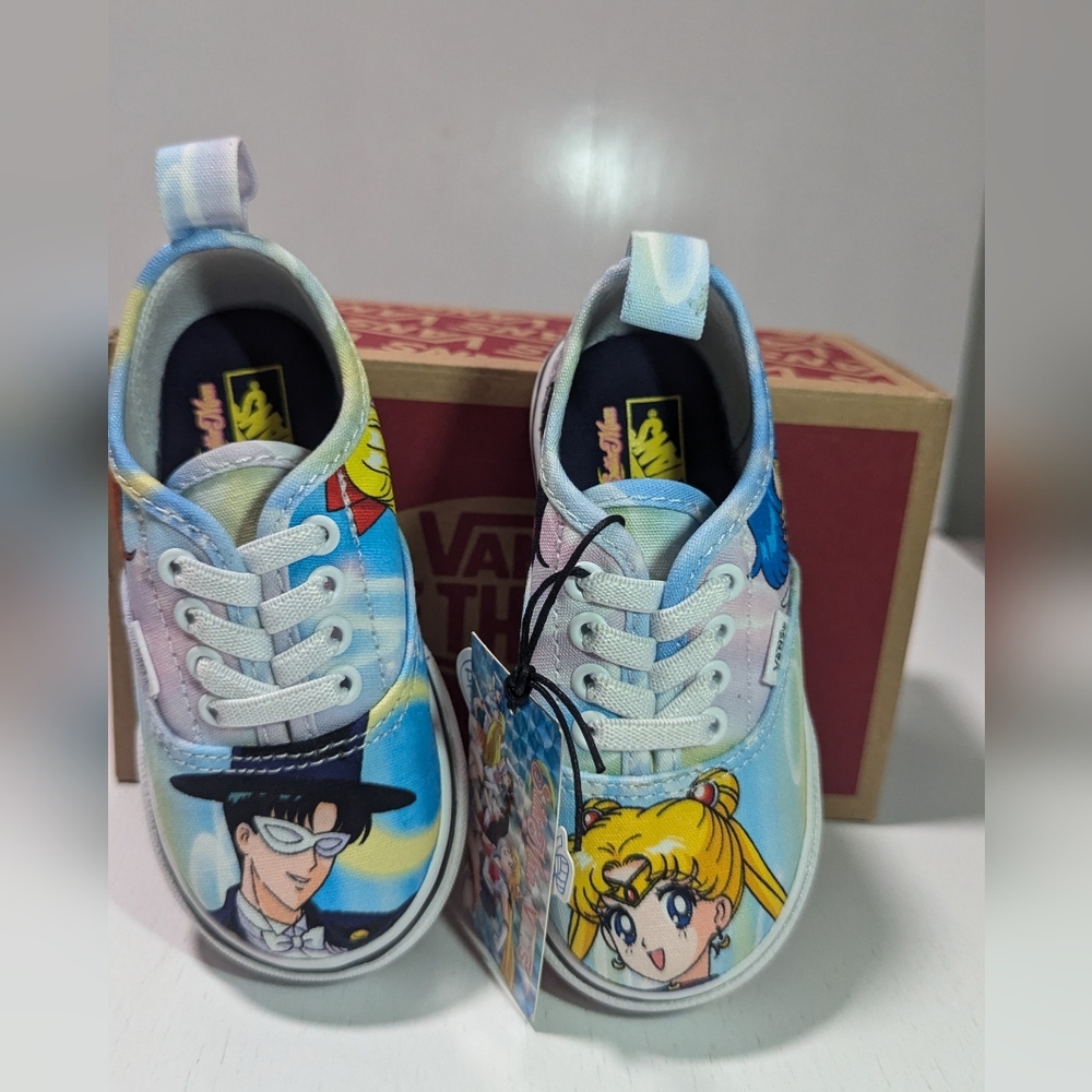 Vans Authentic Pretty Guardians Salior Moon Shoe Size 6 Toddler